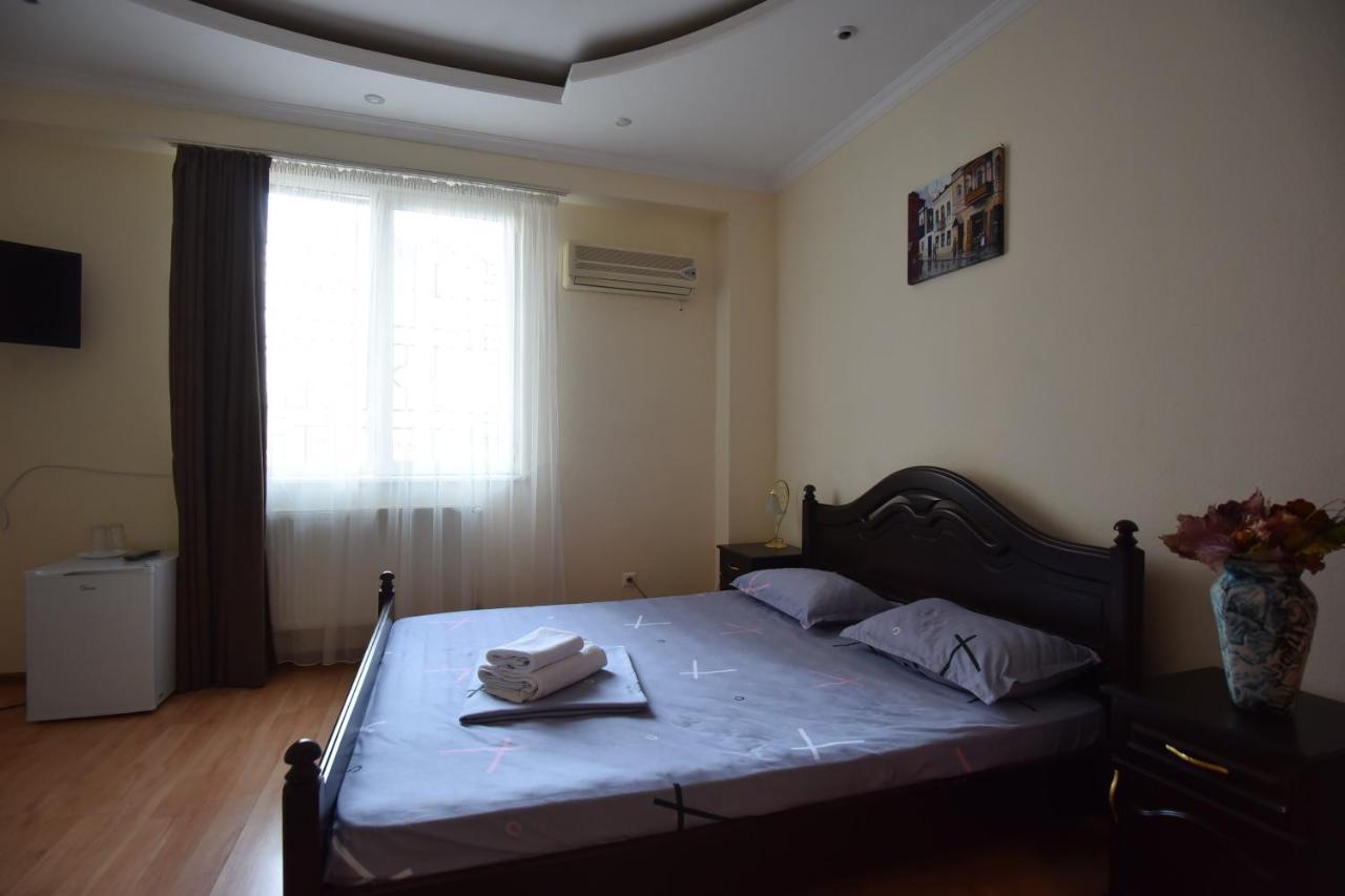 Hotel Vake Palace Тбилиси Экстерьер фото