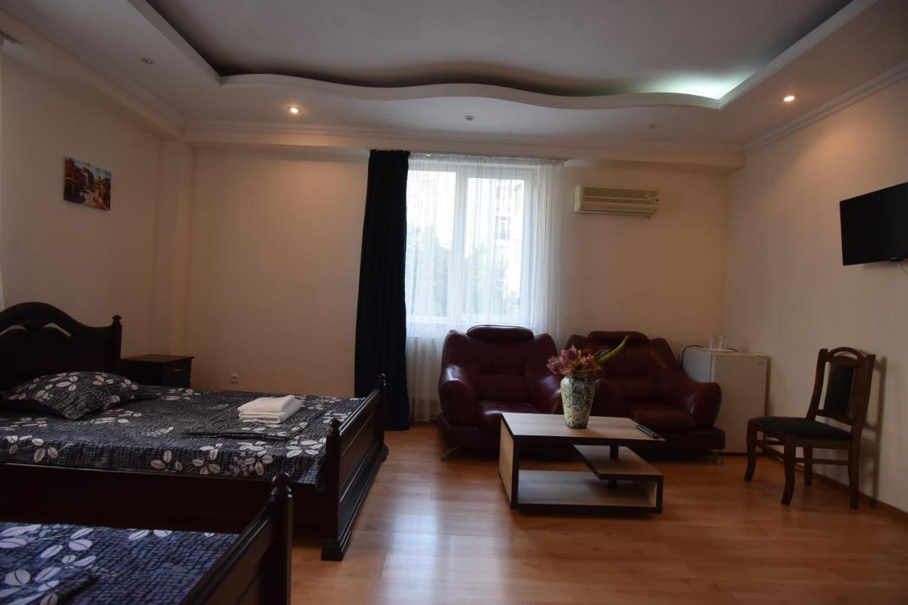 Hotel Vake Palace Тбилиси Экстерьер фото