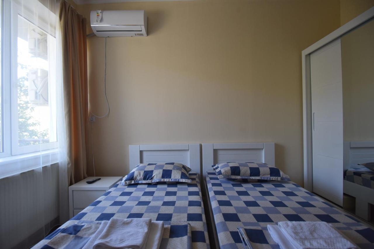 Hotel Vake Palace Тбилиси Экстерьер фото