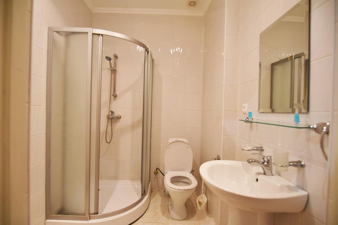Hotel Vake Palace Тбилиси Экстерьер фото